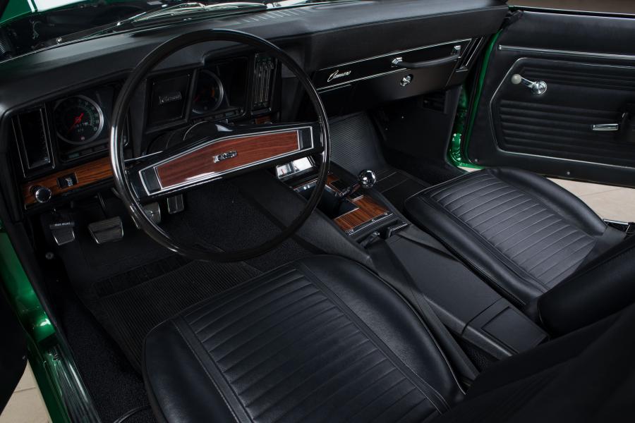  Chevrolet Camaro Z28 RS 1969 года  (фото 18 из 20)